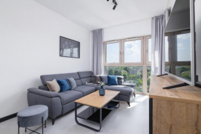 Charming Apartment with Parking in Katowice by Noclegi Renters